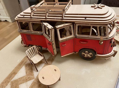 3D Wooden Puzzle – The Family Adventure Van 🚐🌞